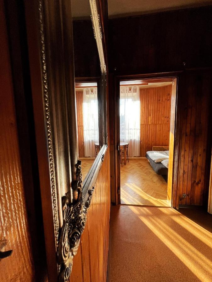 Studio Retro Next To The Market Square In Krakow Apartment Екстериор снимка